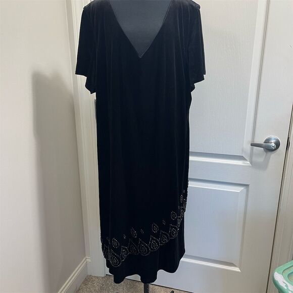 SL Fashions Plus Size 22 Black Velvet Beaded Shift Dress Formal - Picture 1 of 9